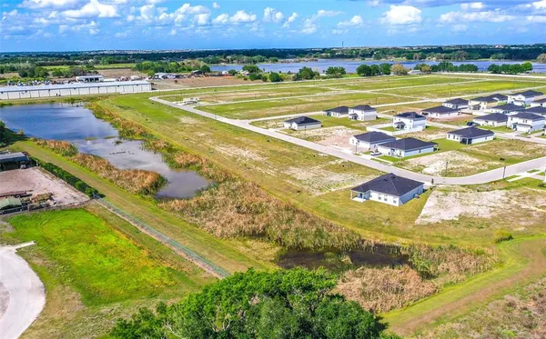 $1,650 | 780 Cantaberry Drive, Dundee, FL 33838