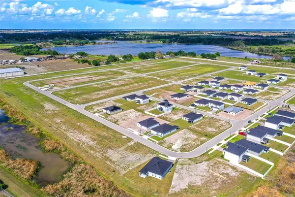 $1,650 | 780 Cantaberry Drive, Dundee, FL 33838