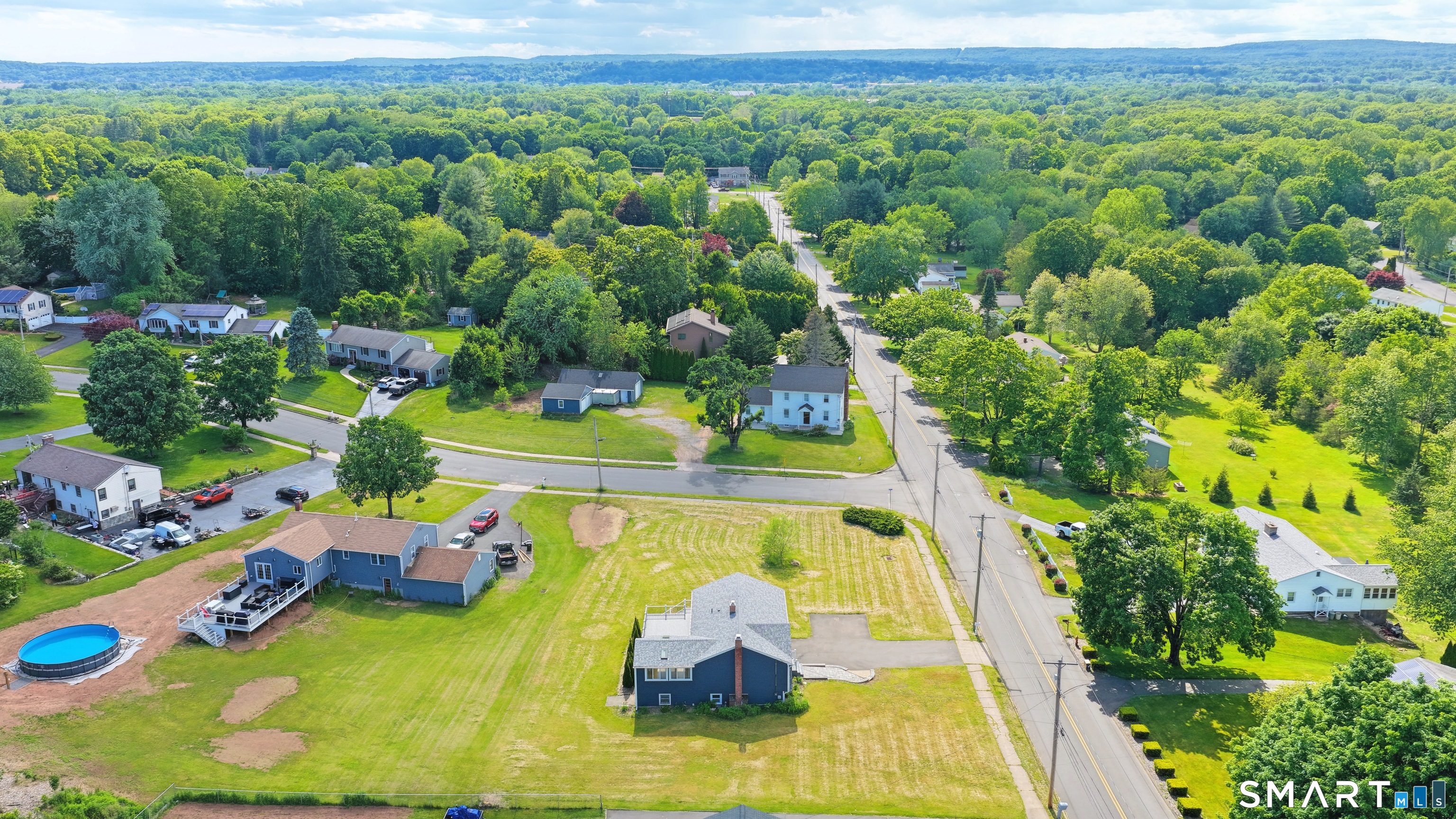 66 Roarke Road North Haven, CT 06473 - Photo 37 of 40