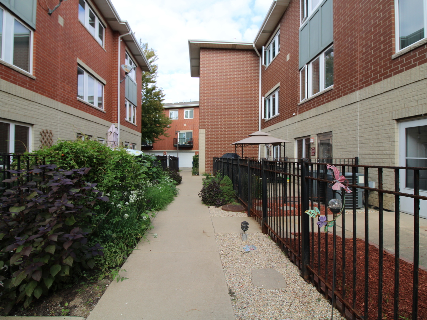 2409 West 32nd Place Chicago, IL 60608 - Photo 13 of 13