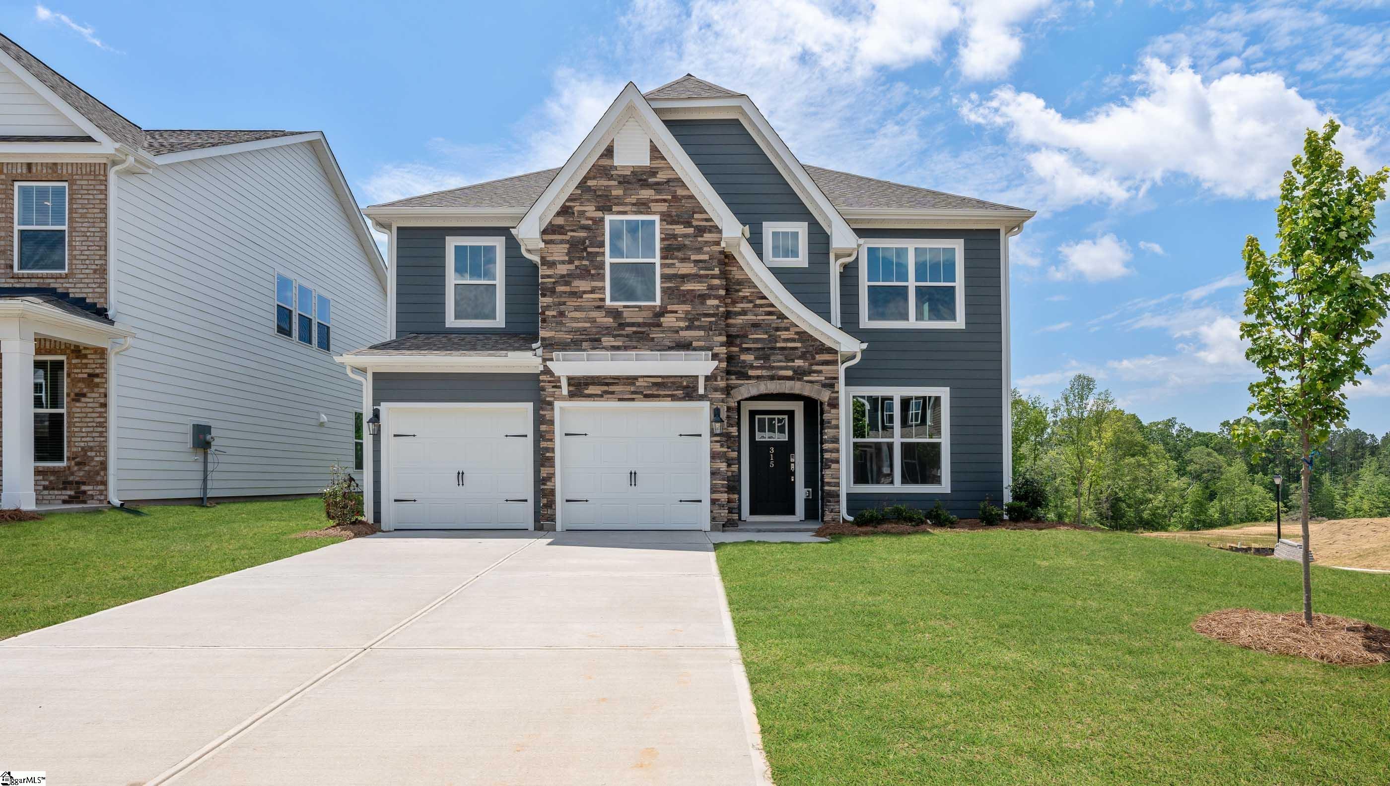 315 Fiery Road Greenville, SC 29607 - Photo 1 of 40 Gallery Image 1