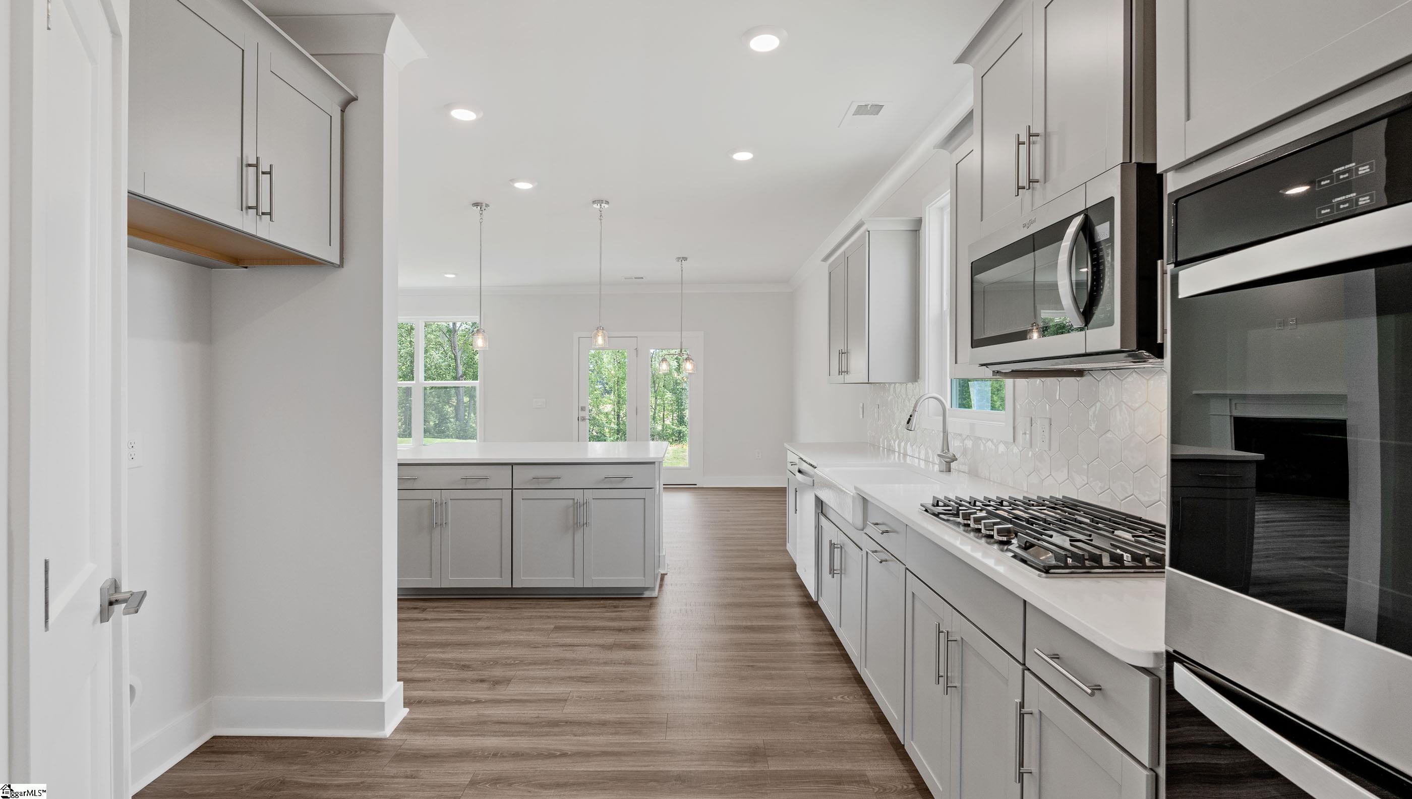 315 Fiery Road Greenville, SC 29607 - Photo 11 of 40 Gallery Image 11