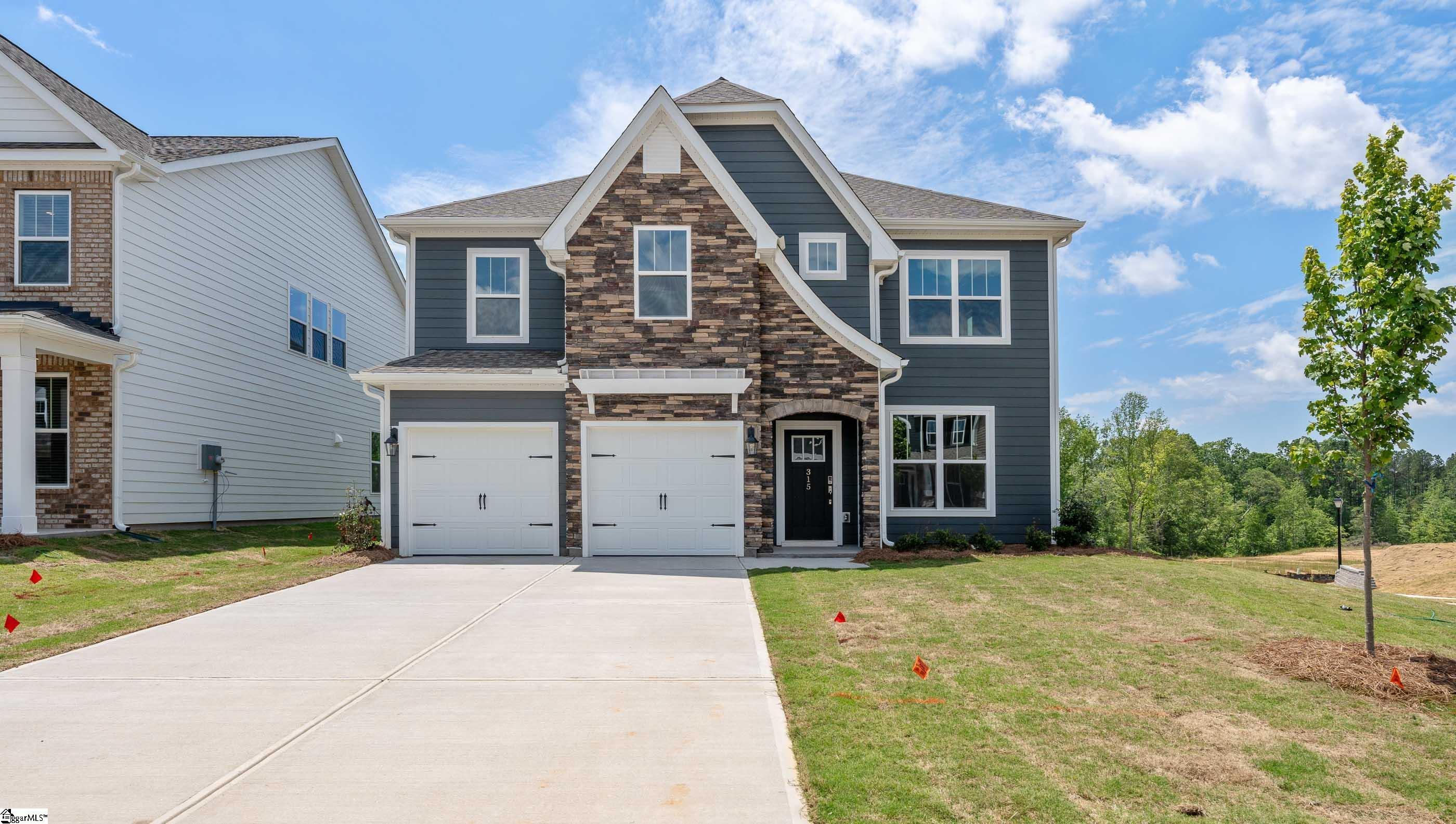 315 Fiery Road Greenville, SC 29607 - Photo 2 of 40 Gallery Image 2