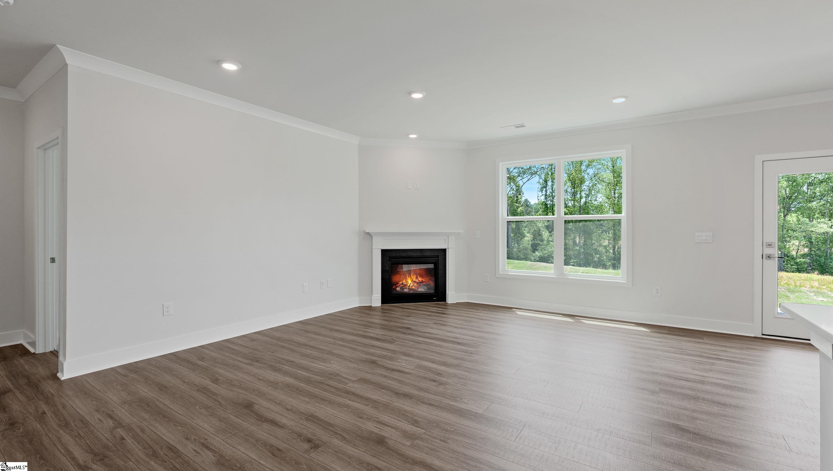 315 Fiery Road Greenville, SC 29607 - Photo 7 of 40 Gallery Image 7