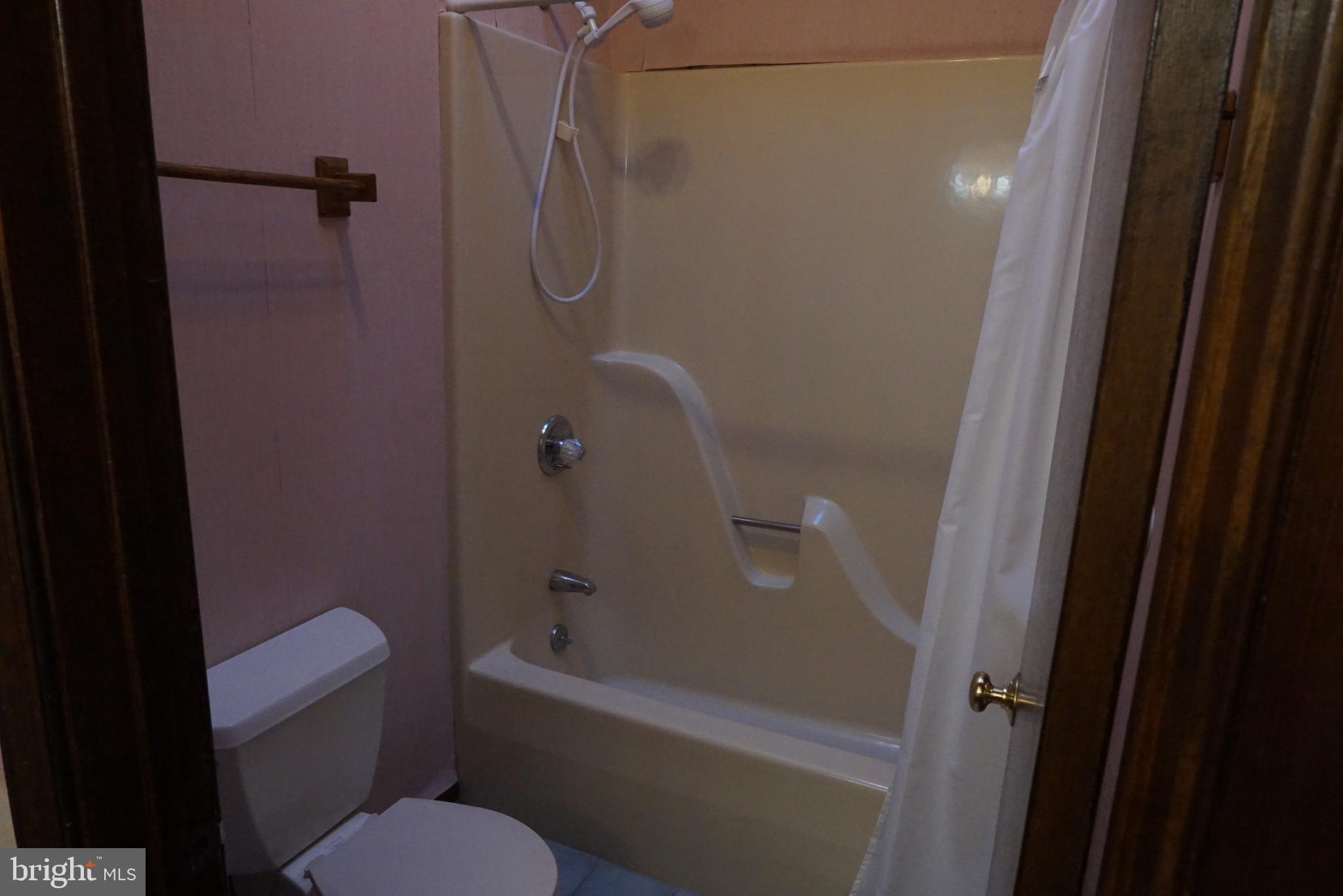 210 Julie Road Chalfont, PA 18914 - Photo 13 of 27 Master Bath