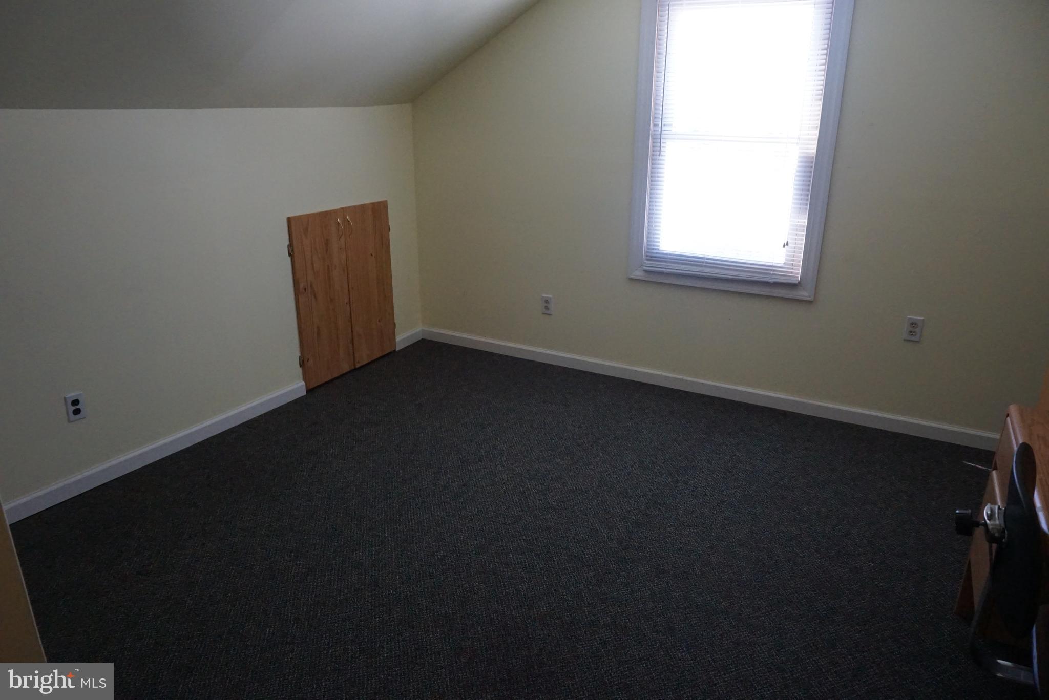 210 Julie Road Chalfont, PA 18914 - Photo 17 of 27 Craft room