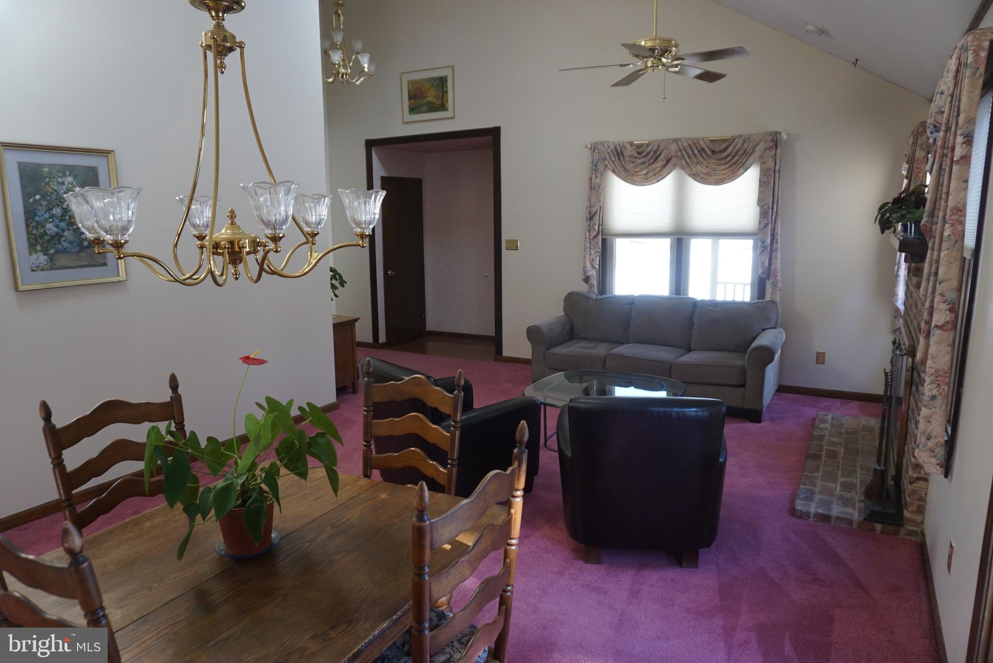 210 Julie Road Chalfont, PA 18914 - Photo 4 of 27 Great room