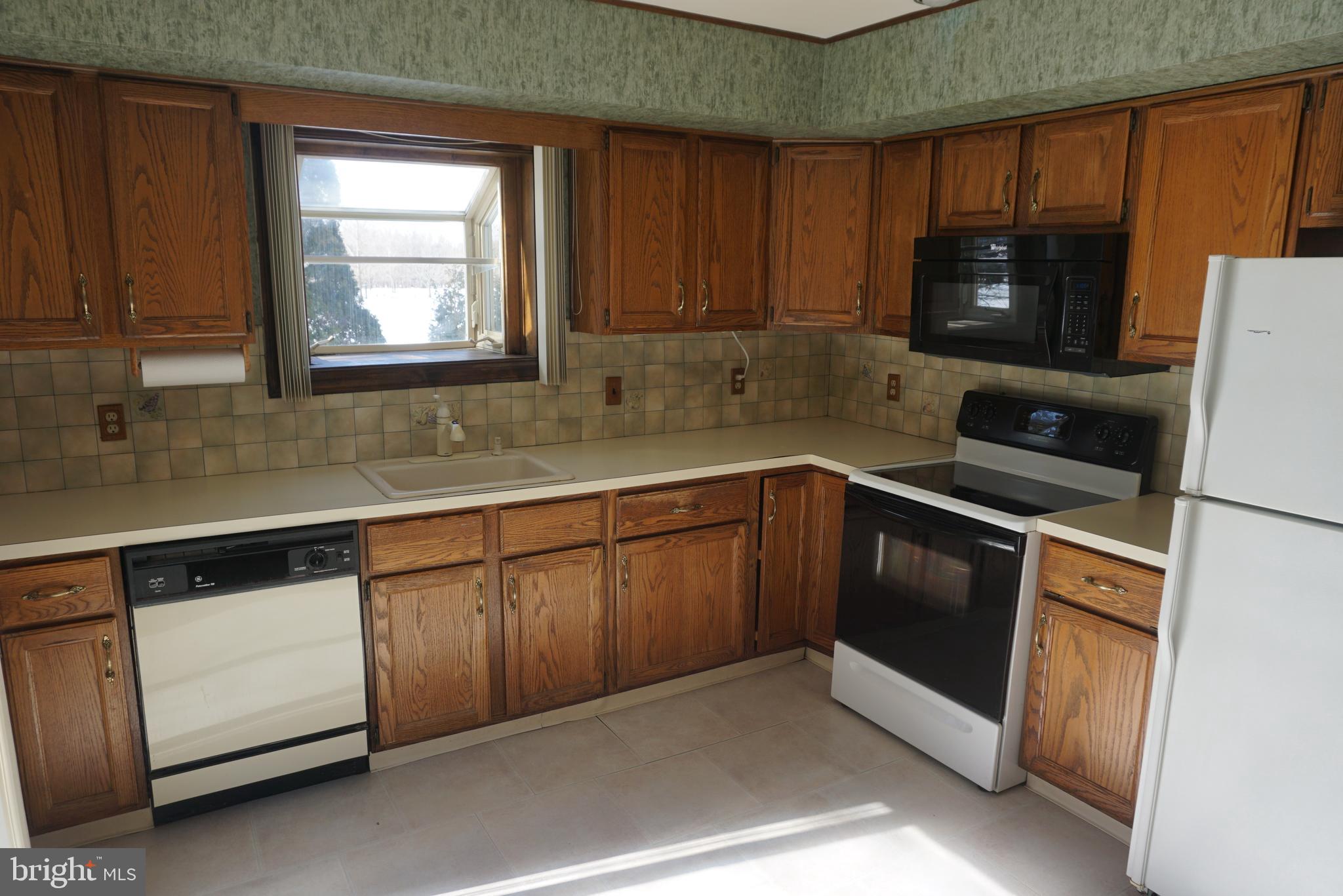 210 Julie Road Chalfont, PA 18914 - Photo 9 of 27 Kitchen