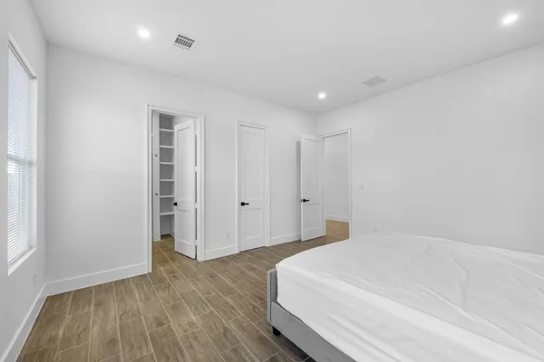 $2,100 | 510 Road 5844 Cleveland Tx 77327, Cleveland, TX 77327