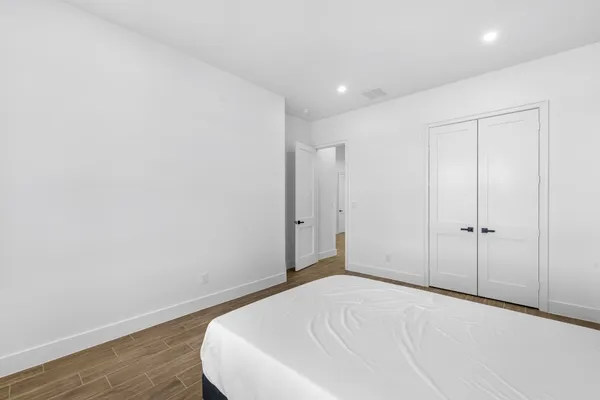 $2,100 | 510 Road 5844 Cleveland Tx 77327, Cleveland, TX 77327