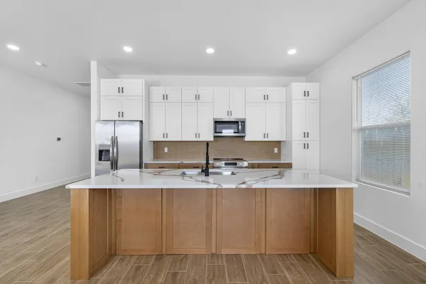 $2,100 | 510 Road 5844 Cleveland Tx 77327, Cleveland, TX 77327