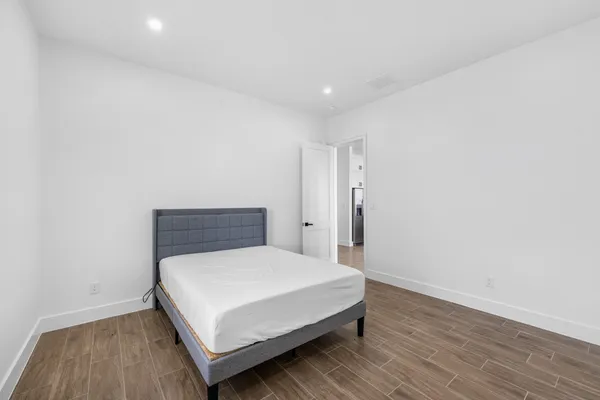 $2,100 | 510 Road 5844 Cleveland Tx 77327, Cleveland, TX 77327