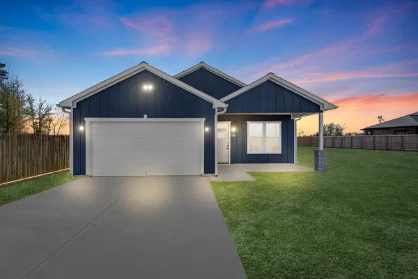 $2,100 | 510 Road 5844 Cleveland Tx 77327, Cleveland, TX 77327