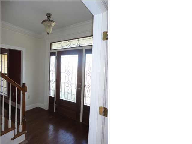 559 Franklin Road Morton, MS 39117 - Photo 2 of 9 Foyer