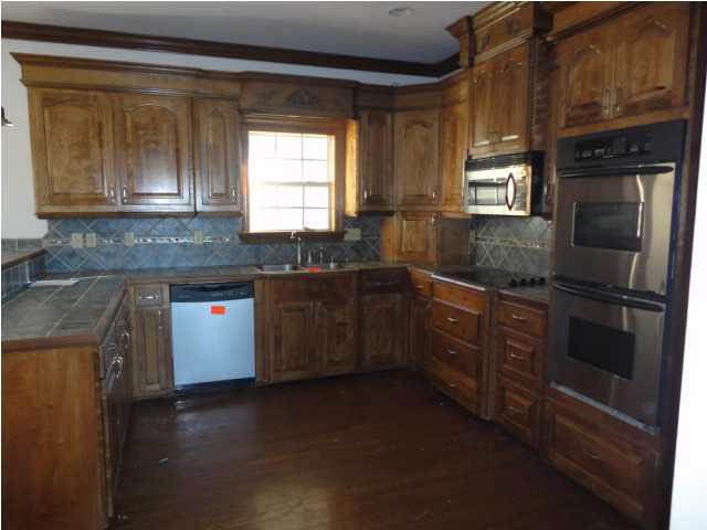 559 Franklin Road Morton, MS 39117 - Photo 5 of 9 Kitchen