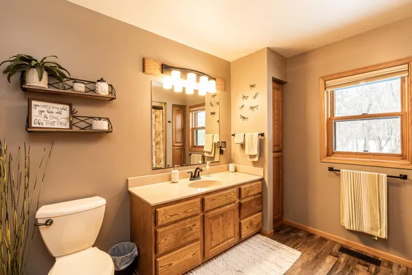 $679,000 | W2948 County Rd C, Montello, WI 53949