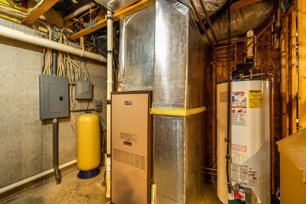 $679,000 | W2948 County Rd C, Montello, WI 53949