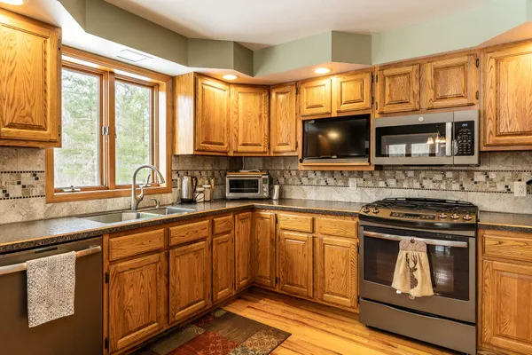 $679,000 | W2948 County Rd C, Montello, WI 53949