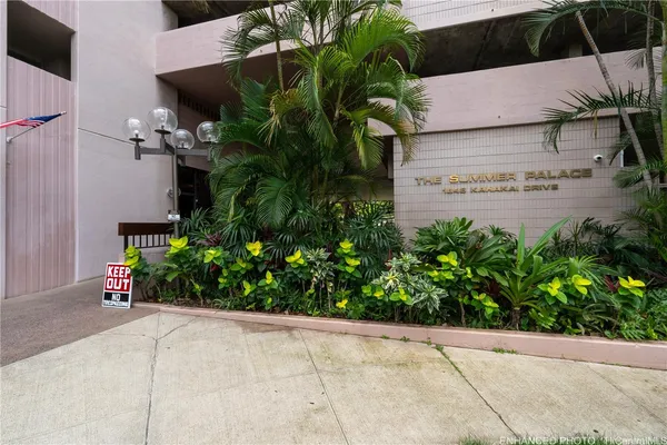 $2,500 | 1848 Kahakai Drive, Unit 1802, Honolulu, HI 96814