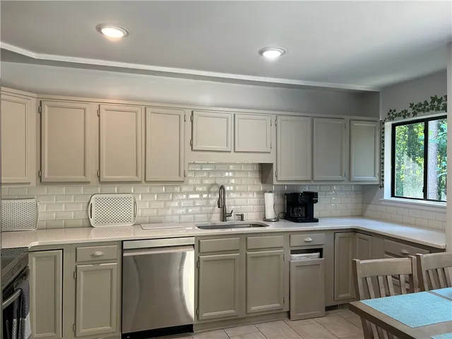 $2,250 | 115 Harbor Lights Drive, Salem, SC 29676