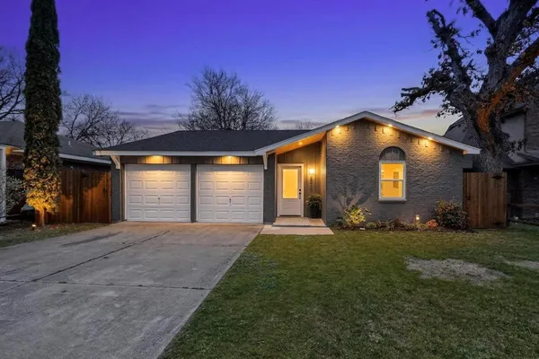 $280,000 | 8210 Sussex Street, White Settlement, TX 76108