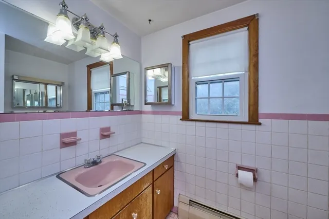 $649,900 | 18 Gardner Avenue, Woburn, MA 01801