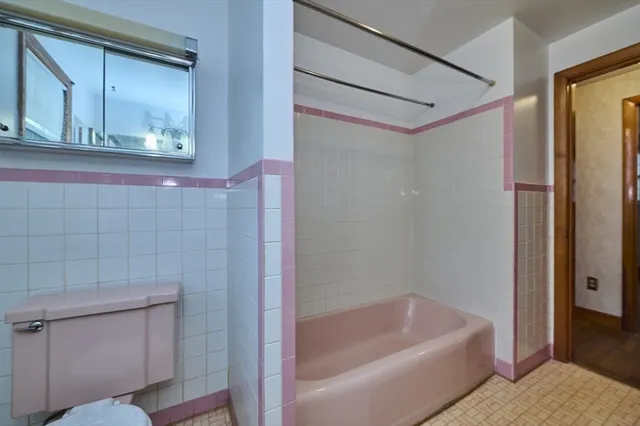 $649,900 | 18 Gardner Avenue, Woburn, MA 01801