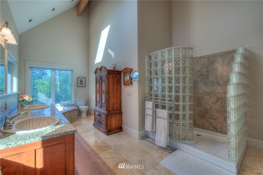 729 Roehl's Hill Road Orcas Island, WA 98279 - Photo 19 of 25 Gallery Image 19
