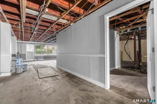 $995,000 | 621 Farmington Avenue, Hartford, CT 06105