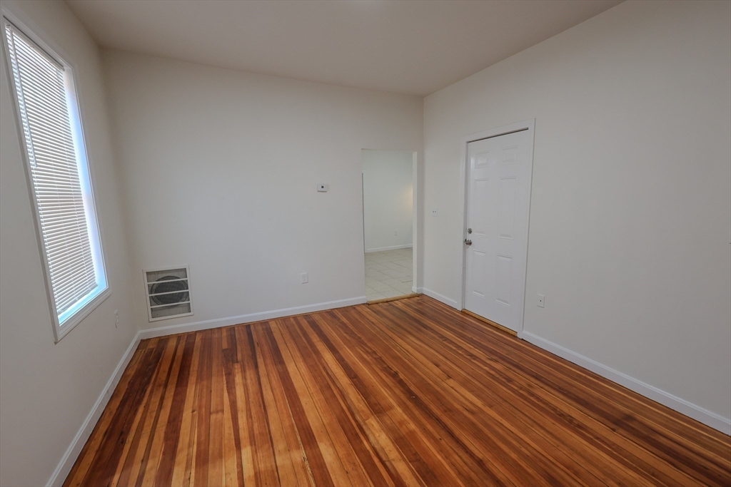 127 Intervale Street, Unit 2 Boston, MA 02121 - Photo 9 of 23