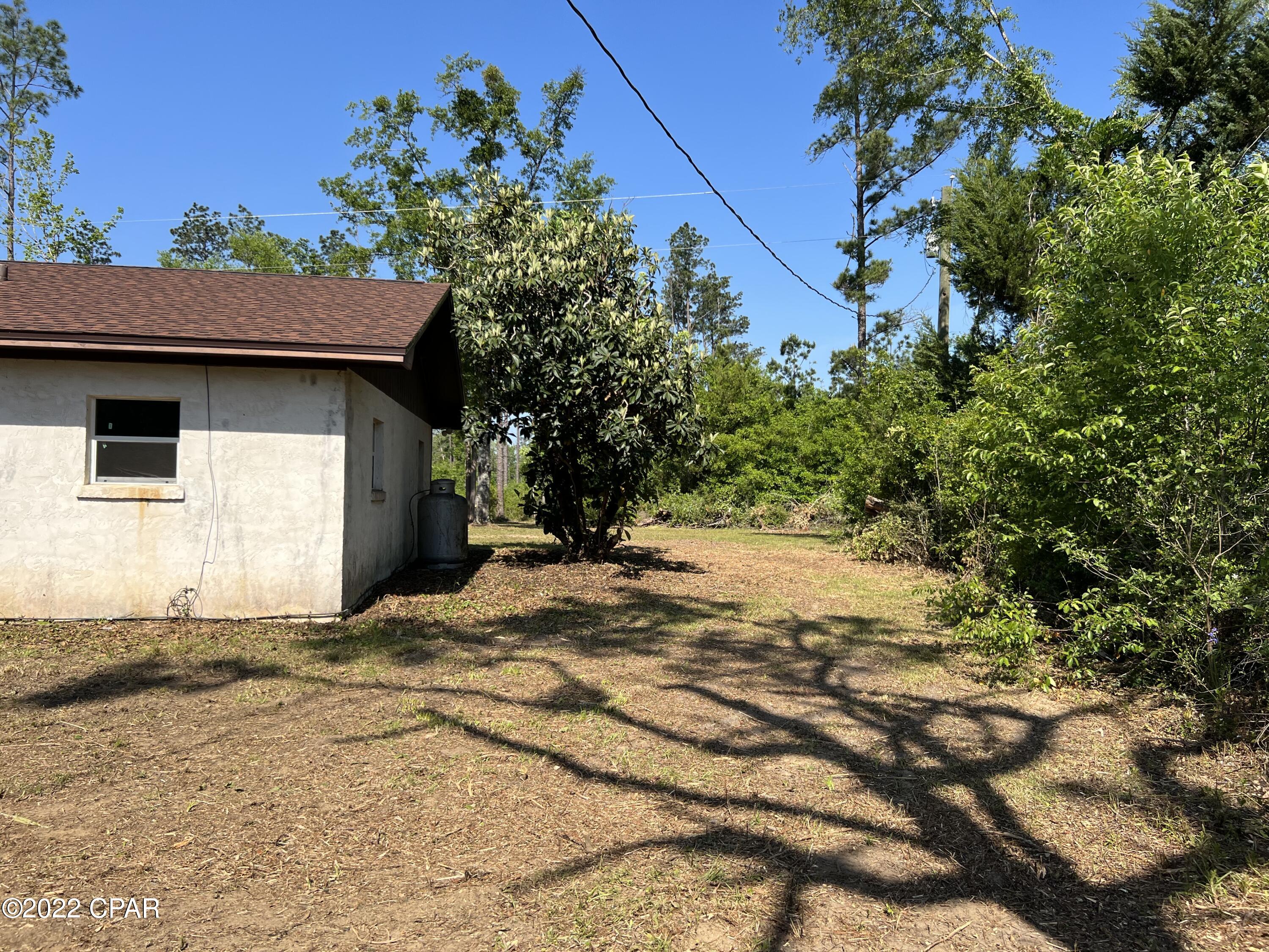 2052 Crooms Road Cottondale, FL 32431 - Photo 17 of 24 Gallery Image 17