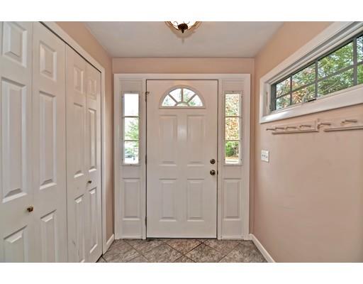 88 Wingate Road Holliston, MA 01746 - Photo 4 of 30 Gallery Image 4