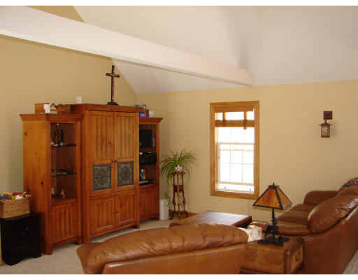 264 Manchaug Road Sutton, MA 01590 - Photo 7 of 22