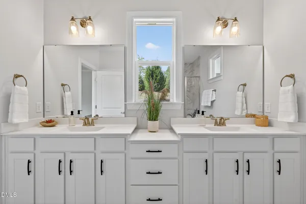 $525,000 | 717 Churton Place, Cary, NC 27518