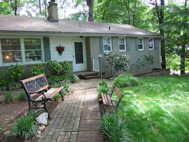 59 Nottingham Road Greenville, SC 29607 - Photo 2 of 18
