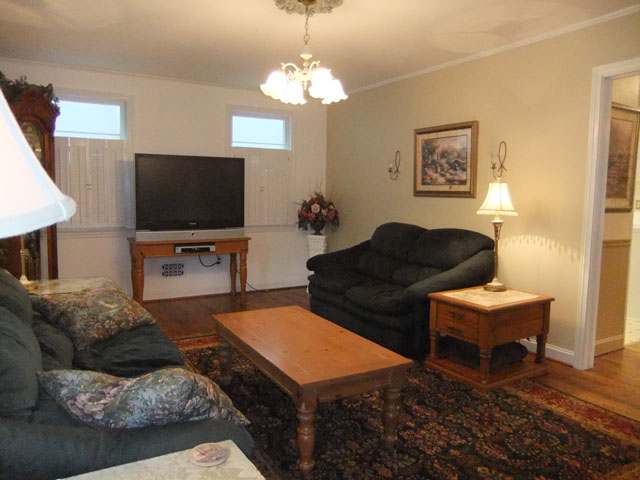59 Nottingham Road Greenville, SC 29607 - Photo 4 of 18