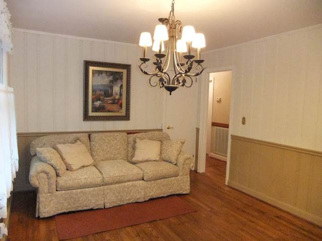 59 Nottingham Road Greenville, SC 29607 - Photo 9 of 18