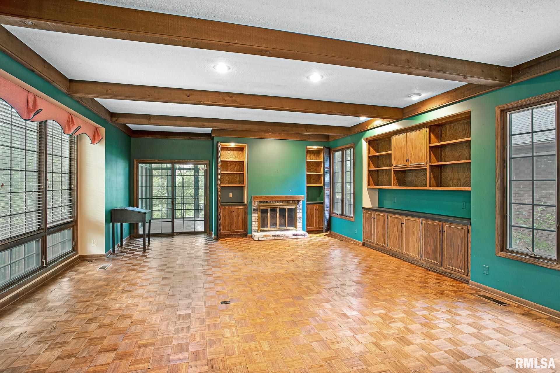148 Forest Road Davenport, IA 52803 - Photo 20 of 44 Gallery Image 20