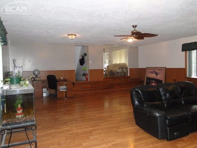 8380 Birch Run Road Millington, MI 48746 - Photo 6 of 35 21319051-5.JPG