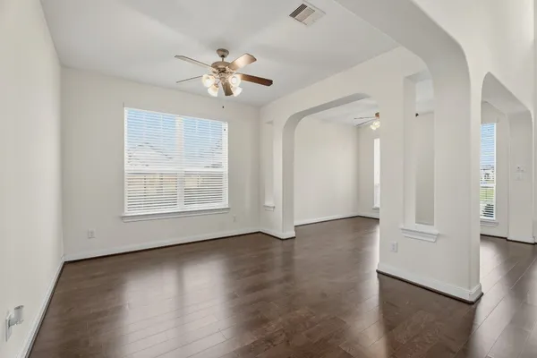 $3,725 | 2202 Lago Canyon Court, Pearland, TX 77089