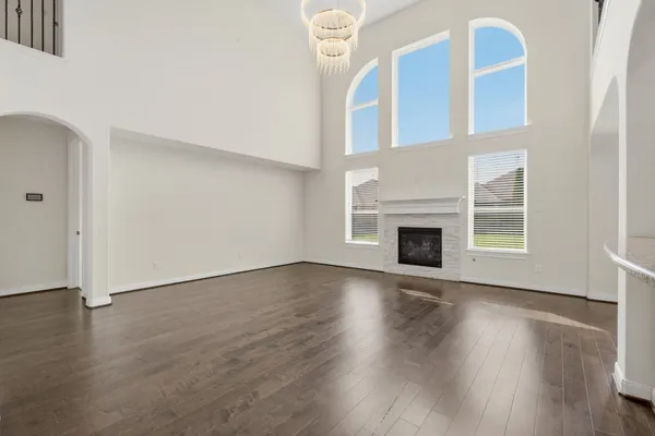 $3,725 | 2202 Lago Canyon Court, Pearland, TX 77089