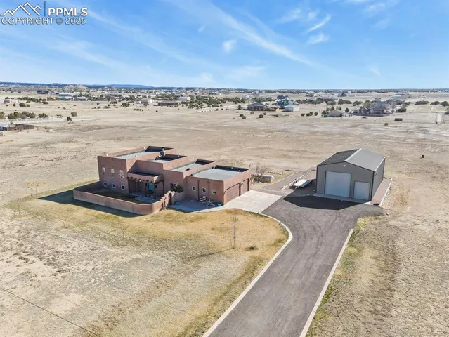 $785,000 | 1628 R Street, Penrose, CO 81240