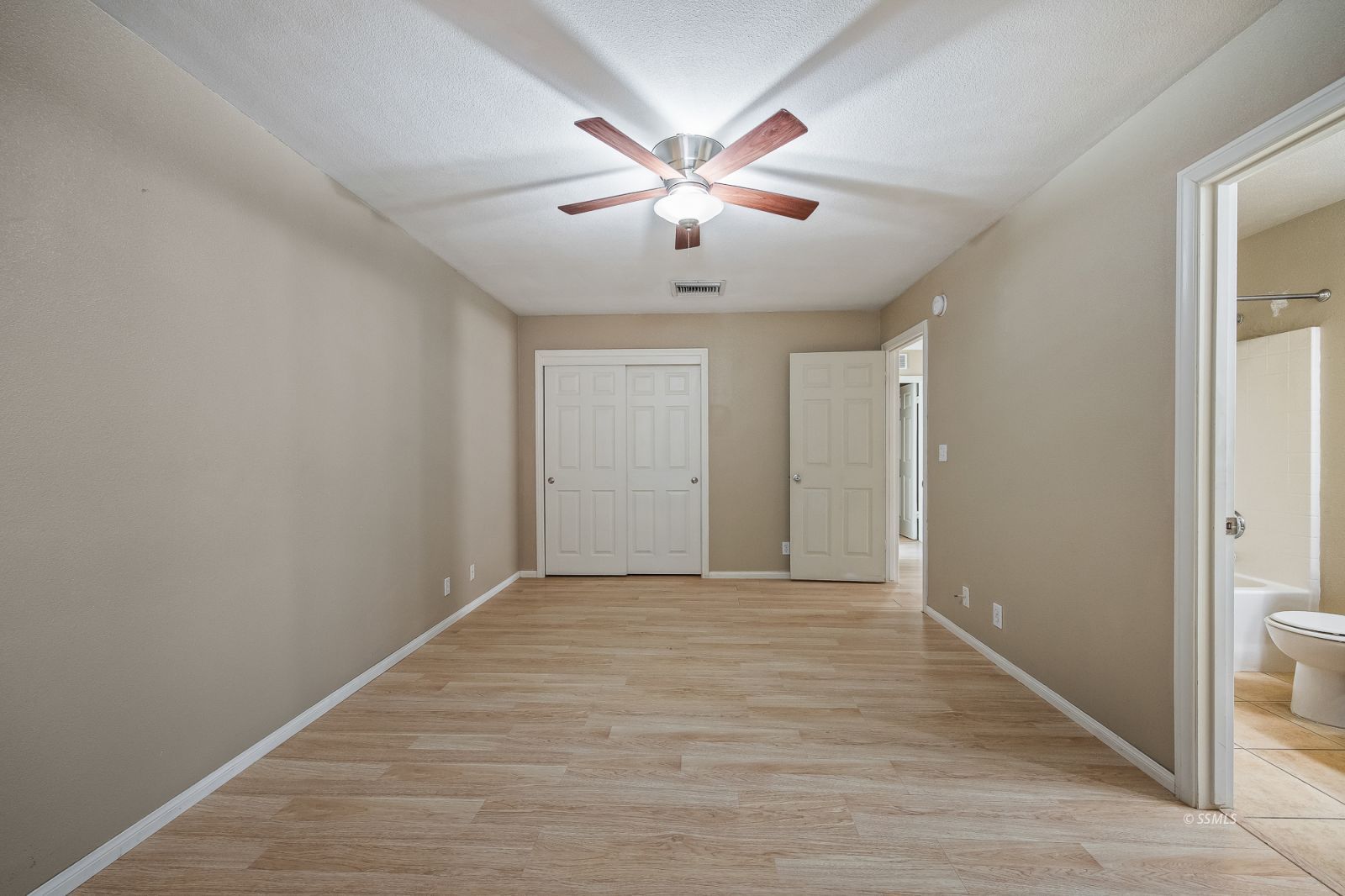 1104 West Coronado Avenue Ridgecrest, CA 93555 - Photo 11 of 21