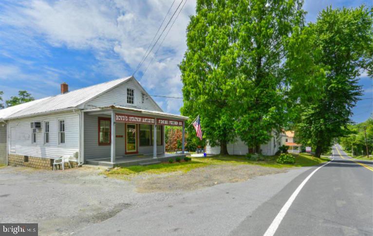 15120 Barnesville Road Boyds, MD 20841 - Photo 3 of 16