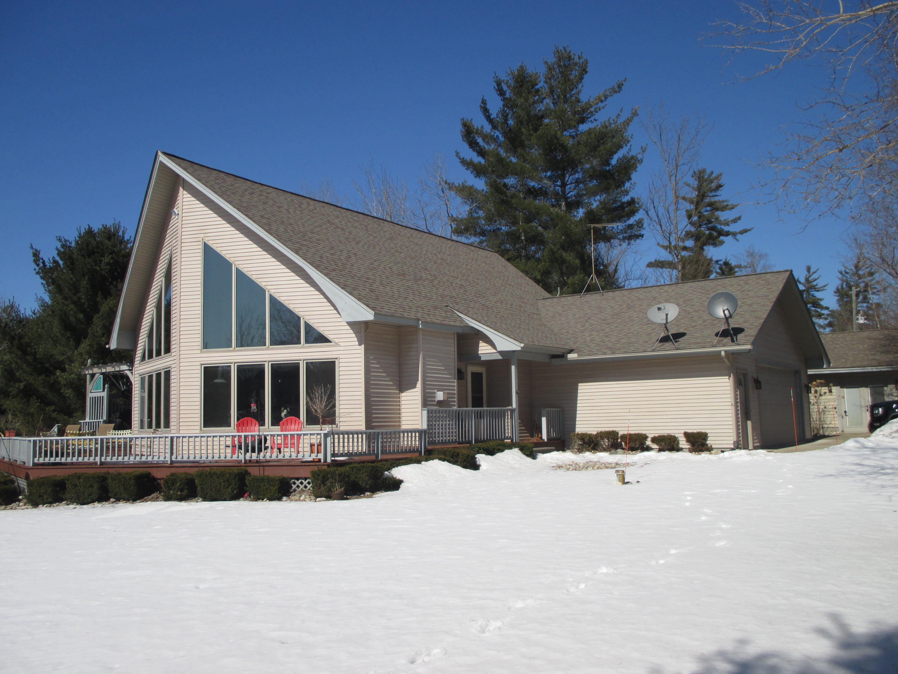 1736 Murner Road Gaylord, MI 49735 - Photo 3 of 33 Gallery Image 3