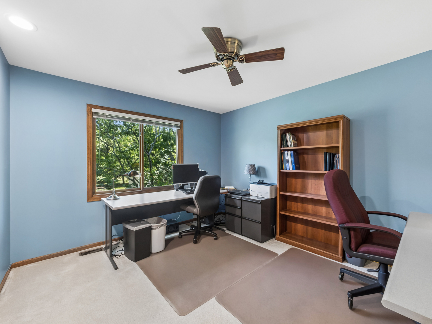8814 Galleria Court Spring Grove, IL 60081 - Photo 20 of 31