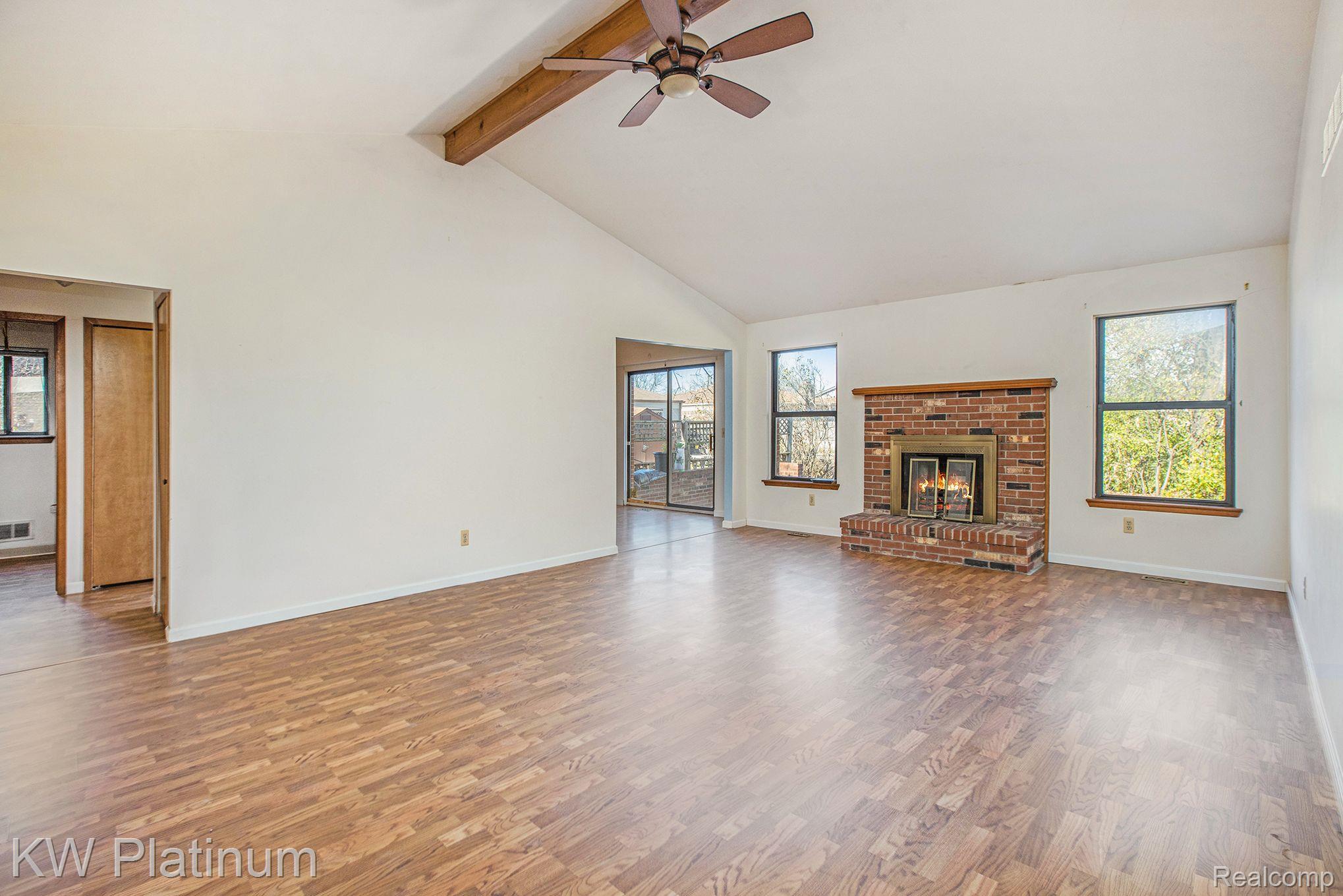 5229 Peekskill Drive Sterling Heights, MI 48310 - Photo 2 of 24 Gallery Image 2