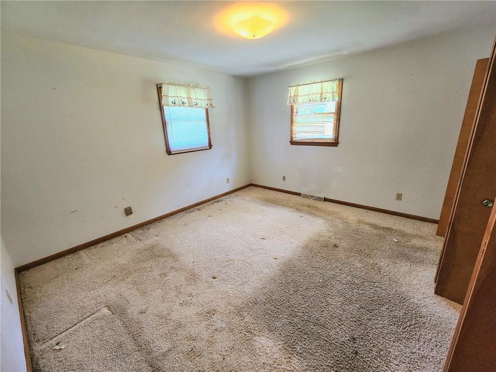 3060 Valley View Road Clark, PA 16113 - Photo 13 of 24