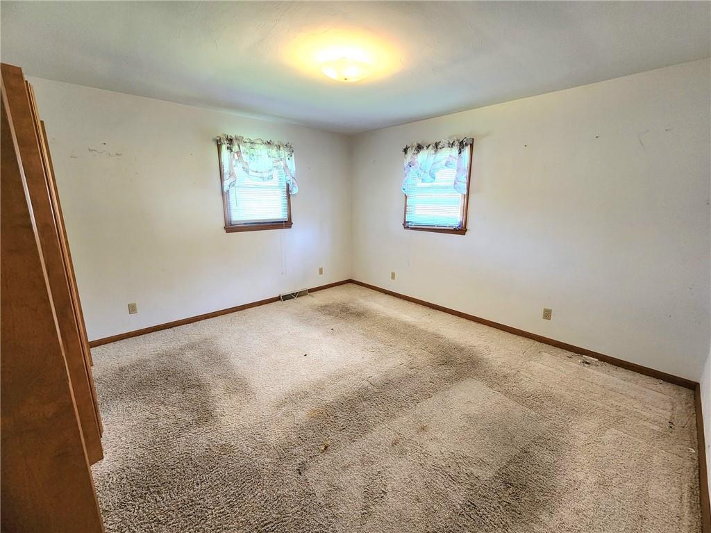 3060 Valley View Road Clark, PA 16113 - Photo 15 of 24 an empty room with windows