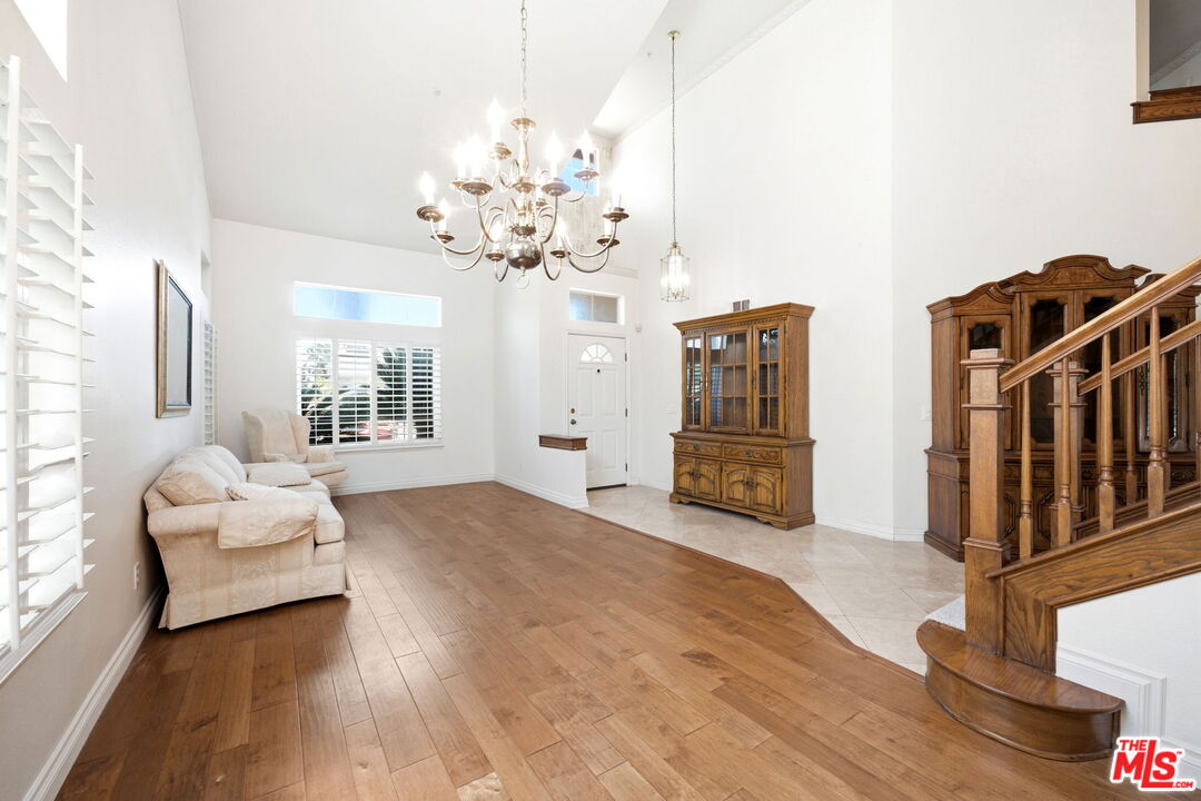14282 Rideout Court Fontana, CA 92336 - Photo 4 of 36